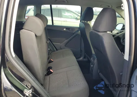 2011 Volkswagen Tiguan S z USA, uszkodzony, nr VIN WVGAV7AX9BW559293